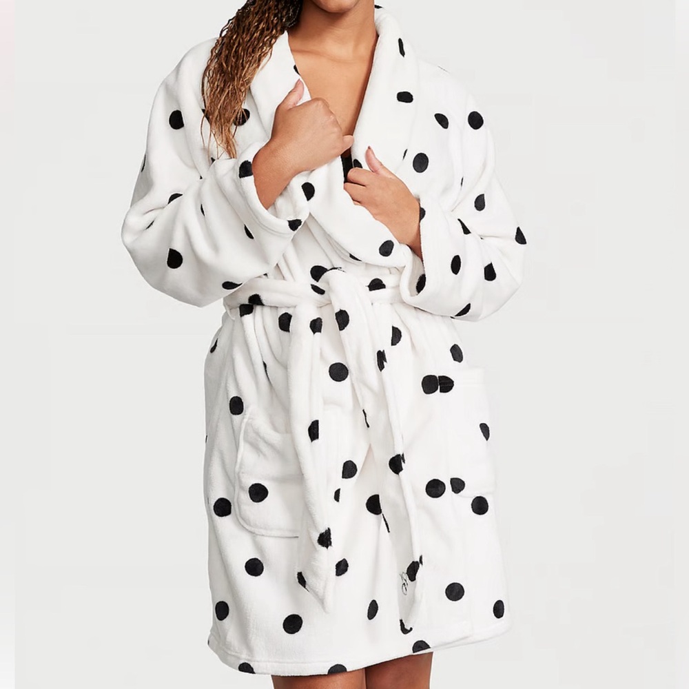WOW**Victoria's Secret Robe SALE**